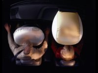 Volvo Car Corporation stle na ele vvoja airbagov